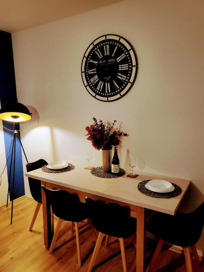 Apartament Wakacyjny Ines -Ustka-Na Wydmie,Samodzielne Zameldowanie,Garaz Do Dyspozycji Gosci Exteriör bild